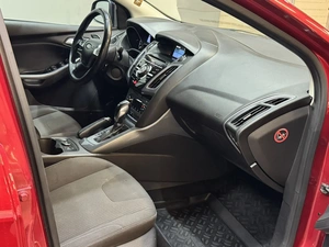 Седан Ford Focus 2012 года, 927000 рублей, Красноярск