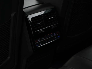 Внедорожник Volkswagen Touareg 2019 года, 5099046 рублей, Москва