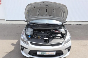 Седан Kia Rio 2018 года, 1400000 рублей, Клинцы