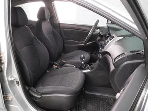 Седан Hyundai Solaris 2014 года, 869000 рублей, Воронеж