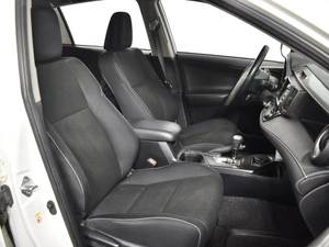 Внедорожник Toyota RAV4 2017 года, 2447200 рублей, Казань