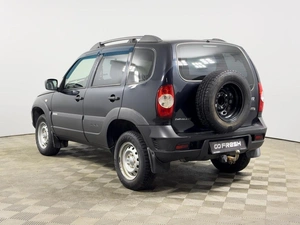 Внедорожник Chevrolet Niva 2018 года, 738100 рублей, Казань