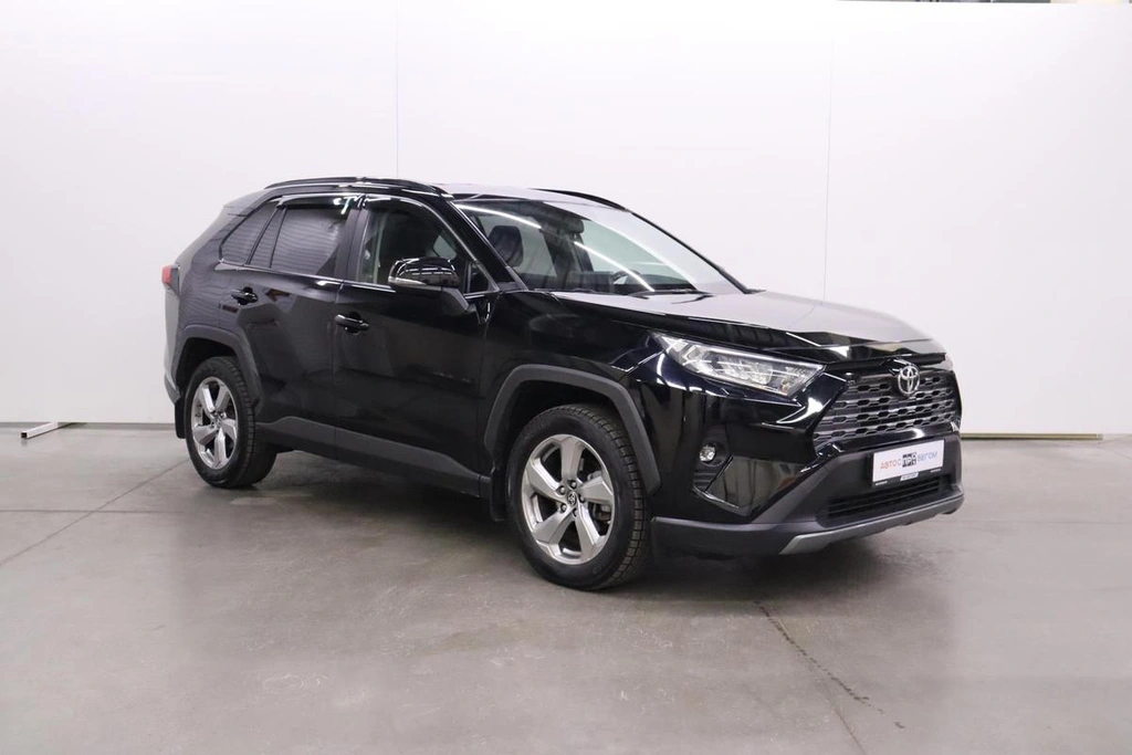 Внедорожник Toyota RAV4 2019 года, 3960000 рублей, Брянск