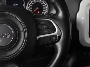 Внедорожник Jeep Renegade 2017 года, 1380000 рублей, Омск