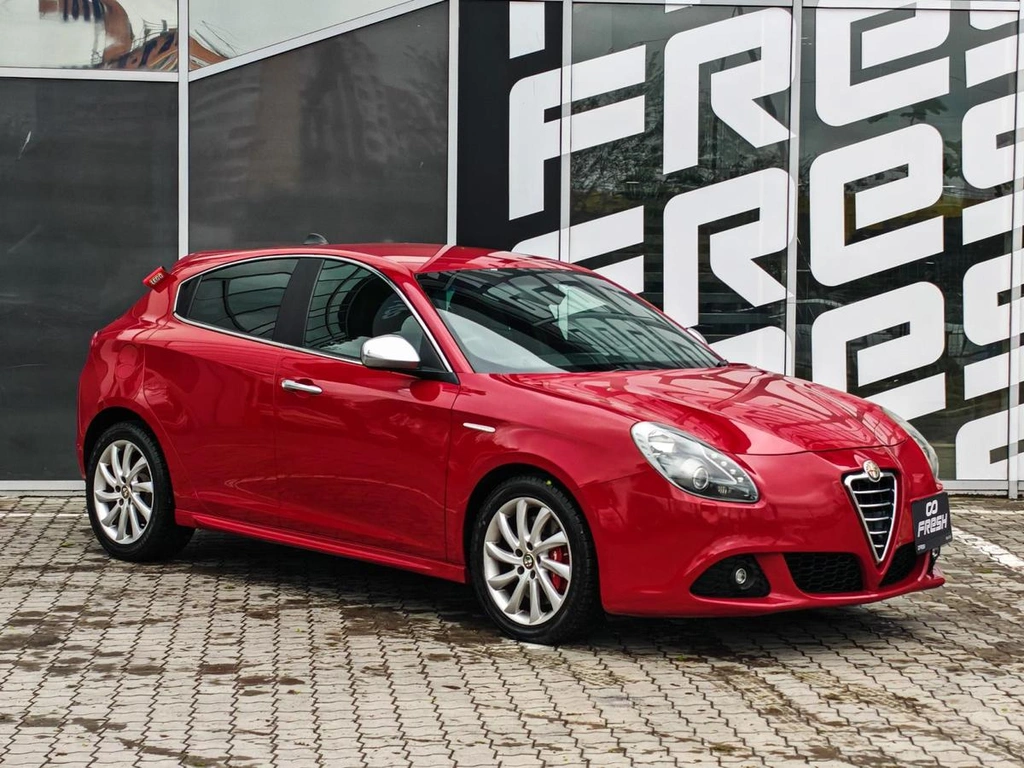 Хетчбэк Alfa Romeo Giulietta 2011 года, 1180000 рублей, Краснодар