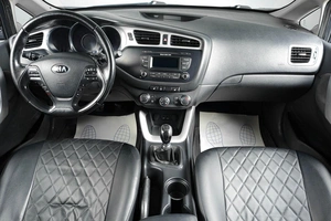 Хетчбэк Kia Ceed 2013 года, 999000 рублей, Тюмень