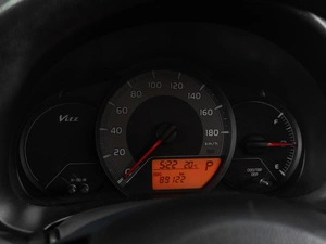 Хетчбэк Toyota Vitz 2017 года, 1179000 рублей, Тюмень