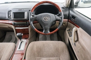 Седан Toyota Premio 2004 года, 769000 рублей, Красноярск