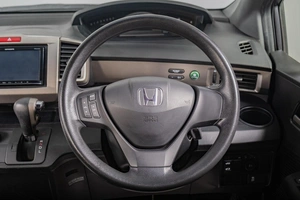 Минивэн Honda Freed 2013 года, 1299000 рублей, Томск