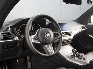 Седан BMW 3 серия 2019 года, 3699000 рублей, Омск