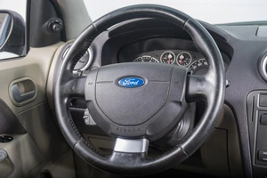 Хетчбэк Ford Fusion 2006 года, 499000 рублей, Томск