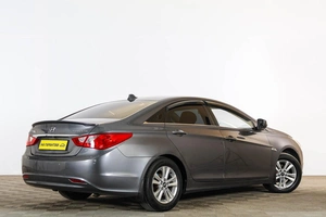 Седан Hyundai Sonata 2012 года, 1159000 рублей, Тюмень