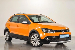 Хетчбэк Volkswagen Polo 2012 года, 989000 рублей, Челябинск
