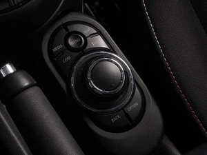 Хетчбэк MINI Cooper 2022 года, 2698000 рублей, Красный Пахарь