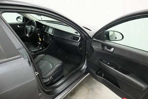 Седан Kia Optima 2018 года, 1730000 рублей, Курск