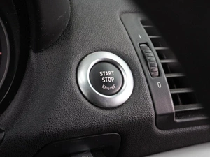 Хетчбэк BMW 1 серия 2006 года, 769000 рублей, Воронеж