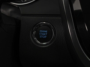 Седан Toyota Camry 2020 года, 3640000 рублей, Ставрополь