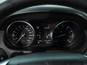 Внедорожник Land Rover Discovery Sport 2015 года, 1930111 рублей, Тверь
