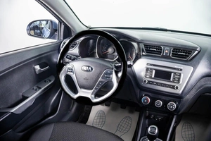 Седан Kia Rio 2016 года, 999000 рублей, Пермь