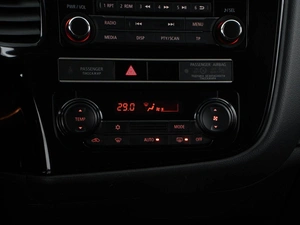 Внедорожник Mitsubishi Outlander 2018 года, 1718444 рублей, Москва