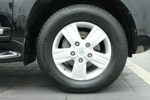 Внедорожник Toyota Land Cruiser 2013 года, 3125000 рублей, Красноярск