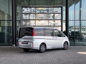Минивэн Honda Stepwgn 2015 года, 1780000 рублей, Уфа