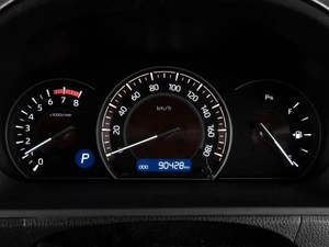 Минивэн Toyota Esquire 2019 года, 2449000 рублей, Тюмень