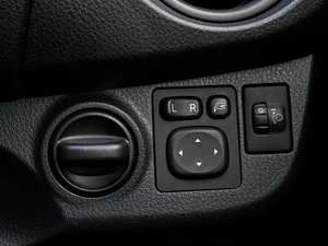 Хетчбэк Toyota Vitz 2019 года, 1050000 рублей, Волгоград