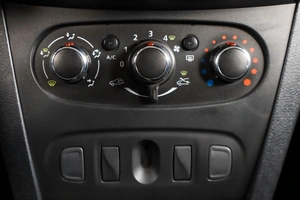 Седан Renault Logan Stepway 2020 года, 1269000 рублей, Пермь