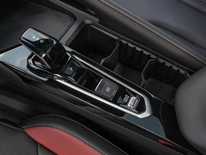 Внедорожник Geely Coolray 2024 года, 2294000 рублей, Краснодар