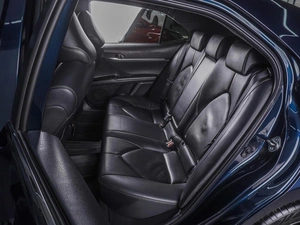Седан Toyota Camry 2020 года, 2650000 рублей, Ростов-на-Дону