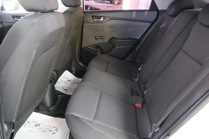 Седан Hyundai Solaris 2018 года, 1059000 рублей, Омск