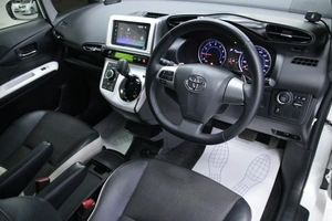 Минивэн Toyota Wish 2014 года, 1783000 рублей, Солонцы