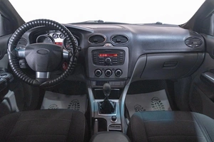 Седан Ford Focus 2009 года, 679000 рублей, Томск