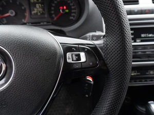 Седан Volkswagen Polo 2016 года, 1099000 рублей, Саратов