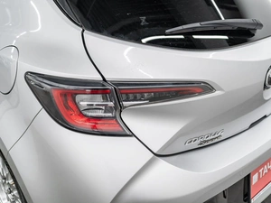 Хетчбэк Toyota Corolla 2020 года, 1900000 рублей, Красноярск