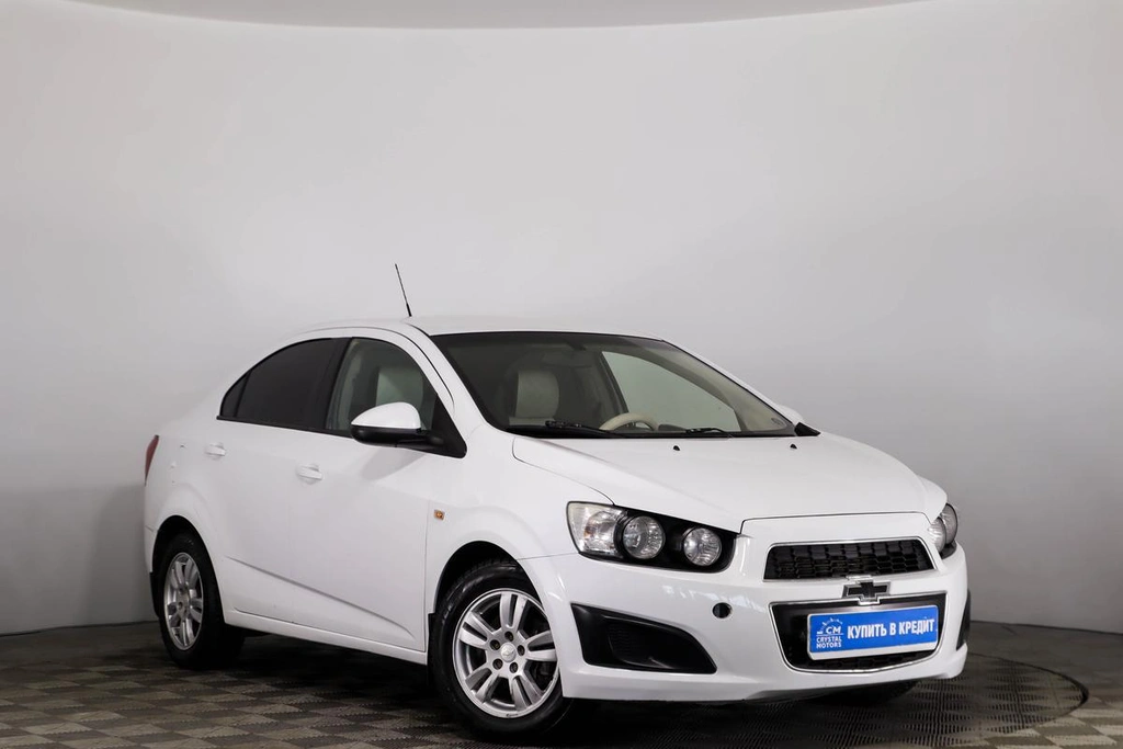 Седан Chevrolet Aveo 2012 года, 549000 рублей, Пермь