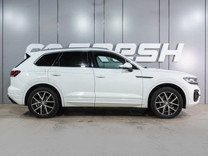 Внедорожник Volkswagen Touareg 2019 года, 7999000 рублей, Воронеж