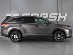 Внедорожник Toyota Highlander 2018 года, 3451000 рублей, Минеральные Воды