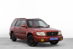 Внедорожник Subaru Forester 2000 года, 699000 рублей, Барнаул