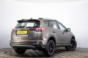 Внедорожник Toyota RAV4 2017 года, 2149000 рублей, Пермь
