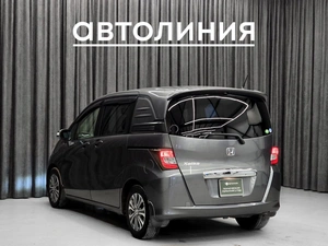 Минивэн Honda Freed 2012 года, 1050000 рублей, Красноярск