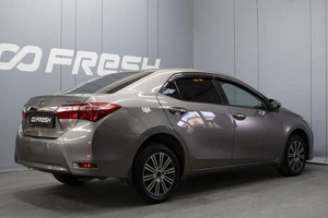 Седан Toyota Corolla 2013 года, 1320000 рублей, Омск