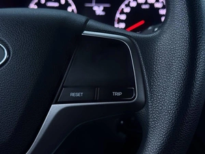 Седан Hyundai Solaris 2018 года, 999000 рублей, Ижевск