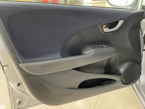 Хетчбэк Honda Fit 2009 года, 647000 рублей, Солонцы