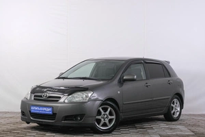 Хетчбэк Toyota Corolla 2005 года, 549000 рублей, Кемерово
