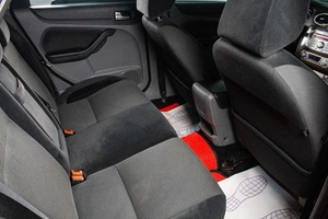 Седан Ford Focus 2008 года, 629000 рублей, Сургут