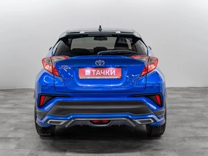 Внедорожник Toyota C-HR 2018 года, 2480000 рублей, Красноярск