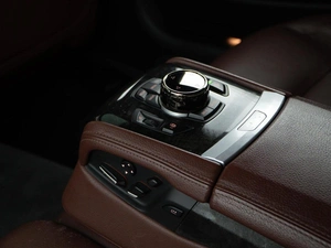 Седан BMW 7 серия 2012 года, 2098999 рублей, Москва