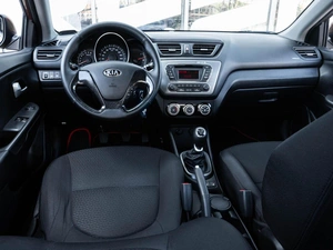Седан Kia Rio 2015 года, 998000 рублей, Ставрополь